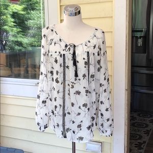 NWOT PRINCESS VERA WANG Size Large Blouse